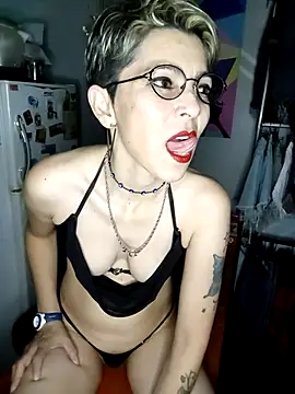 Lulypsicologasexual online show from 10/22/25, 02:23