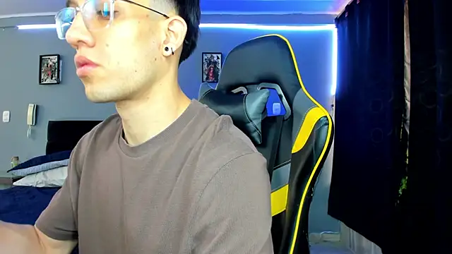 alexgiraldo   online show from 09/12/25, 12:49