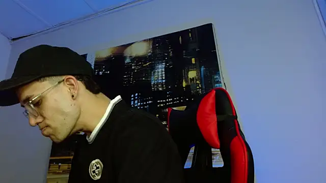 alexgiraldo   online show from 03/19/26, 01:04