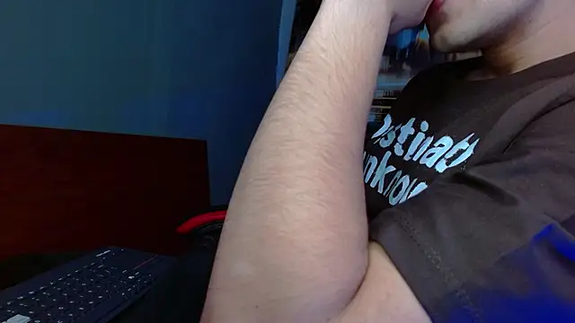 alexgiraldo   online show from 06/07/26, 04:27