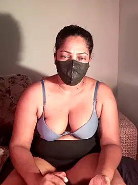 Snapshot of Kim_kardashia24 chatting on 09/24/25, 06:17 Kim kardashia24 online show from 09/24/25, 06:17