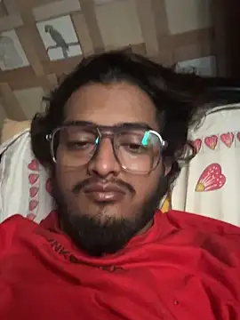 Snapshot of seenu2101 chatting on 10/29/25, 04:15 seenu2101 online show from 10/29/25, 04:15