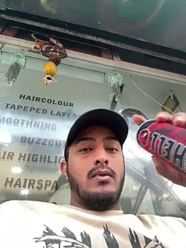 Snapshot of seenu2101 chatting on 02/18/26, 11:06 seenu2101 online show from 02/18/26, 11:06