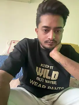 seenu2101 online show from 04/28/26, 02:27