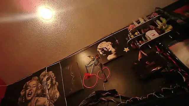 Snapshot of Splash_Queen420 chatting on 02/22/26, 05:19 Splash Queen420 online show from 02/22/26, 05:19