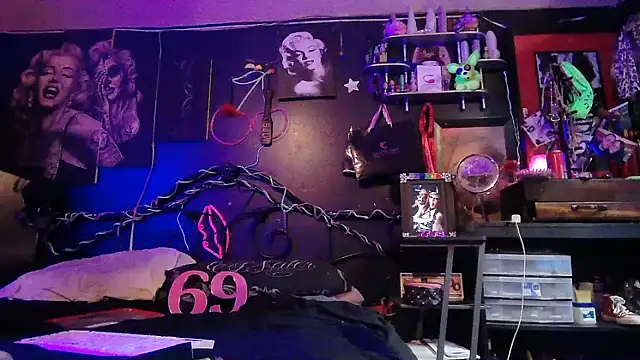 Snapshot of Splash_Queen420 chatting on 02/23/26, 02:53 Splash Queen420 online show from 02/23/26, 02:53