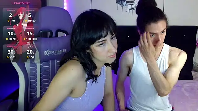 Snapshot of AvlieQueen chatting on 02/10/26, 04:27 AvlieQueen online show from 02/10/26, 04:27