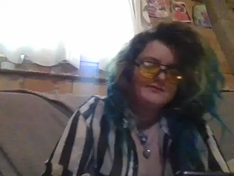 Wen Vexxx online show from 11/16/25, 12:00