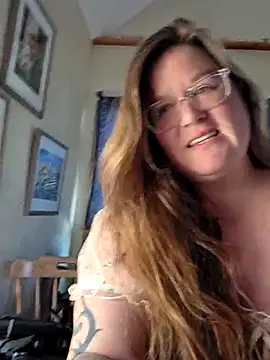 Love86Emily online show from 03/25/26, 05:19