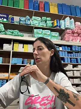 Snapshot of ferchule7 chatting on 09/17/25, 04:30 ferchule7 online show from 09/17/25, 04:30