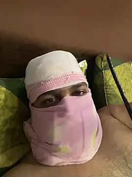 Snapshot of sumi998 chatting on 11/19/25, 07:25 sumi998 online show from 11/19/25, 07:25