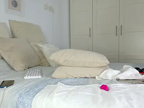 MissFrenchy online show from 01/11/26, 09:42