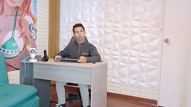 Snapshot of mabelineyesgreen303av chatting on 11/04/25, 01:05 mabelineyesgreen303av online show from 11/04/25, 01:05