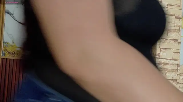 Snapshot of mabelineyesgreen303av chatting on 12/20/25, 03:57 mabelineyesgreen303av online show from 12/20/25, 03:57