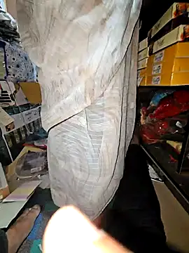 Snapshot of indianhotwife639 chatting on 10/22/25, 05:52 indianhotwife639 online show from 10/22/25, 05:52