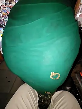 Snapshot of indianhotwife639 chatting on 11/30/25, 04:49 indianhotwife639 online show from 11/30/25, 04:49