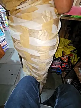 Snapshot of indianhotwife639 chatting on 12/02/25, 05:24 indianhotwife639 online show from 12/02/25, 05:24