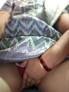 indianhotwife639 online show from 05/25/26, 08:31