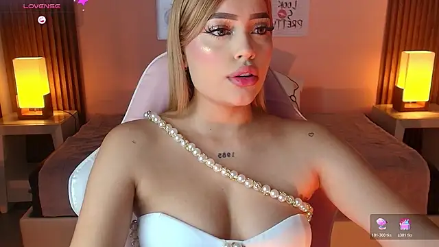 Snapshot of _meliblue chatting on 02/13/26, 07:32 meliblue online show from 02/13/26, 07:32