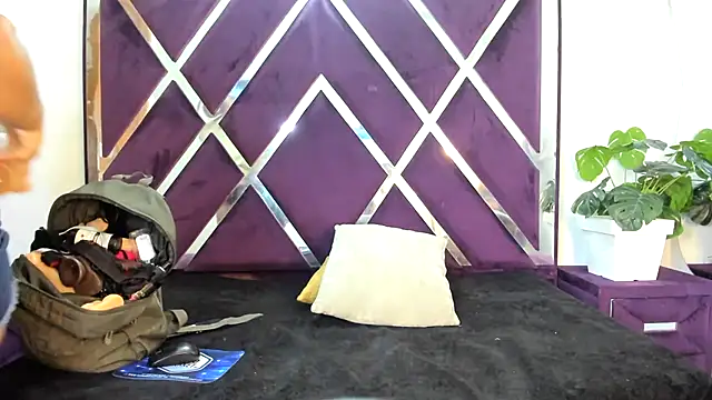 Snapshot of arielasm chatting on 07/15/26, 11:48 arielasm online show from 07/15/26, 11:48