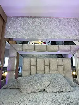 Snapshot of MaddyGray_ chatting on 11/26/25, 07:15 MaddyGray online show from 11/26/25, 07:15