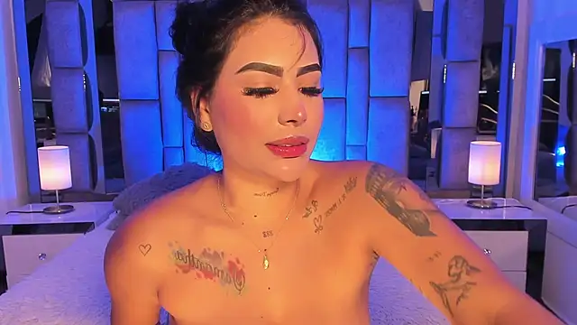 Snapshot of MaddyGray_ chatting on 12/13/25, 07:53 MaddyGray online show from 12/13/25, 07:53