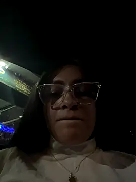 Alyha Cortes online show from 11/08/25, 01:39