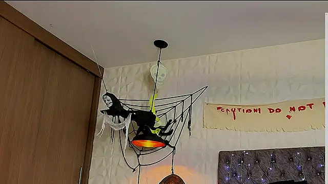 Snapshot of karol_dl chatting on 10/20/25, 09:04 karol dl online show from 10/20/25, 09:04