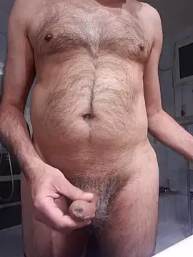 Snapshot of romeobravohotel chatting on 11/20/25, 11:59 romeobravohotel online show from 11/20/25, 11:59