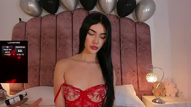 Snapshot of ValeskaZuev1 chatting on 10/01/25, 07:42 ValeskaZuev1 online show from 10/01/25, 07:42