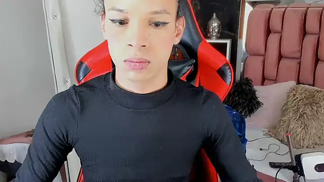 Snapshot of sara_slut21 chatting on 02/20/25, 07:41 sara slut21 online show from 02/20/25, 07:41