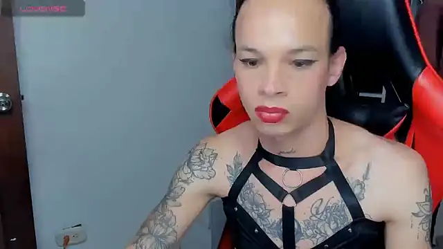 Snapshot of sara_slut21 chatting on 03/19/25, 08:12 sara slut21 online show from 03/19/25, 08:12