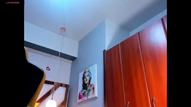 Snapshot of sara_slut21 chatting on 11/16/25, 02:22 sara slut21 online show from 11/16/25, 02:22