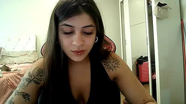 Becca B online show from 12/22/25, 07:44