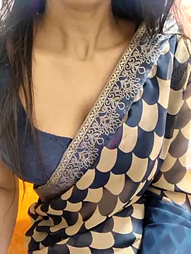 Snapshot of Shalu_G chatting on 02/08/26, 03:43 Shalu G online show from 02/08/26, 03:43