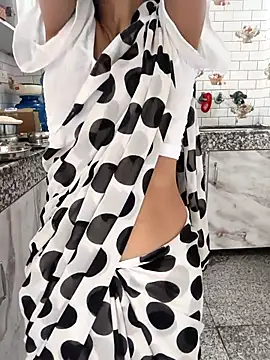 Snapshot of Shalu_G chatting on 02/10/26, 04:05 Shalu G online show from 02/10/26, 04:05