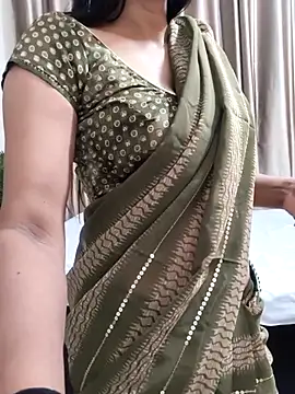 Snapshot of Shalu_G chatting on 04/02/26, 02:20 Shalu G online show from 04/02/26, 02:20