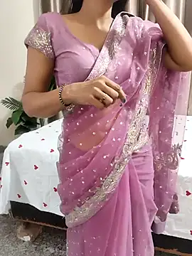 Snapshot of Shalu_G chatting on 04/04/26, 05:16 Shalu G online show from 04/04/26, 05:16