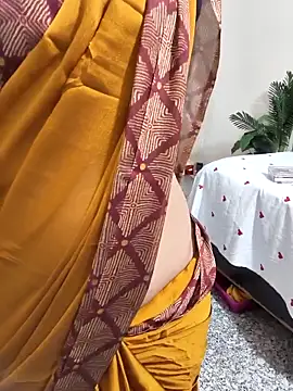 Snapshot of Shalu_G chatting on 04/04/26, 05:21 Shalu G online show from 04/04/26, 05:21