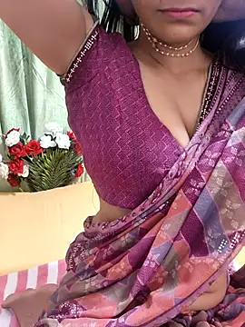 Snapshot of Shalu_G chatting on 04/11/26, 06:40 Shalu G online show from 04/11/26, 06:40