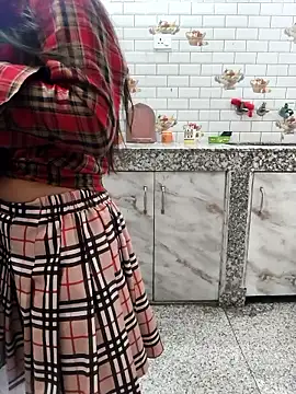 Snapshot of Shalu_G chatting on 04/16/26, 08:15 Shalu G online show from 04/16/26, 08:15