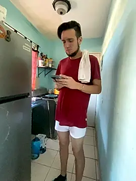 Alexitho25 online show from 10/29/25, 09:38