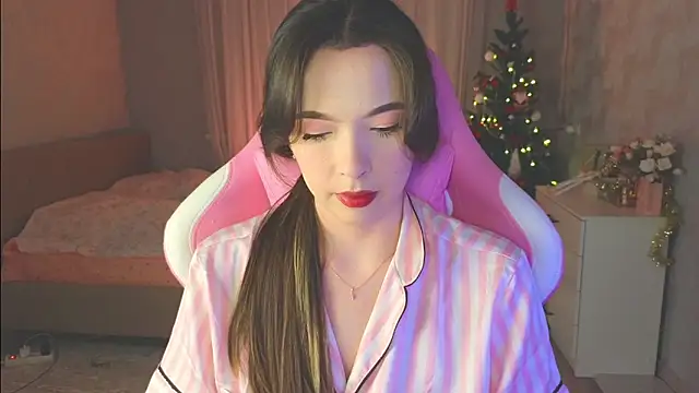 yuna sunshy online show from 12/20/25, 02:07