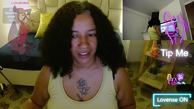 Snapshot of michel_rous_ chatting on 04/29/26, 06:25 michel rous online show from 04/29/26, 06:25