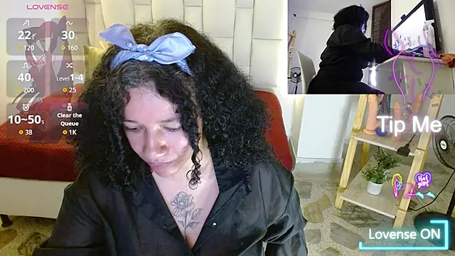 Snapshot of michel_rous_ chatting on 05/02/26, 04:45 michel rous online show from 05/02/26, 04:45