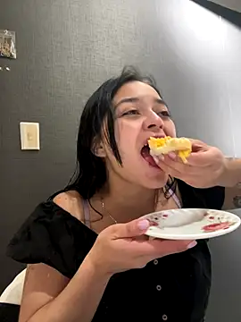 Snapshot of Emily_Rivers_ chatting on 10/28/25, 01:14 Emily Rivers online show from 10/28/25, 01:14