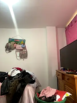 Snapshot of Emily_Rivers_ chatting on 11/14/25, 12:04 Emily Rivers online show from 11/14/25, 12:04