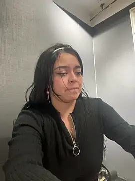 Snapshot of Emily_Rivers_ chatting on 11/15/25, 12:08 Emily Rivers online show from 11/15/25, 12:08