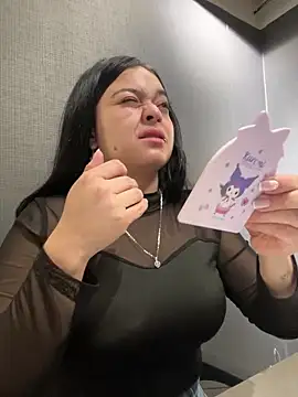 Snapshot of Emily_Rivers_ chatting on 11/18/25, 01:04 Emily Rivers online show from 11/18/25, 01:04