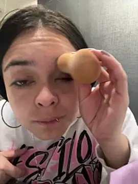 Snapshot of Emily_Rivers_ chatting on 12/05/25, 12:25 Emily Rivers online show from 12/05/25, 12:25